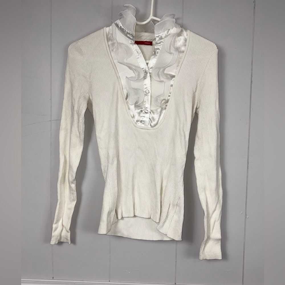 Cyrus White Ruffle Ribbed Sweater Size Small Academia Winter Coquette Casual